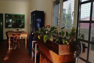 تختخواب و صبحانه Bb Villa Bolgheri Mare