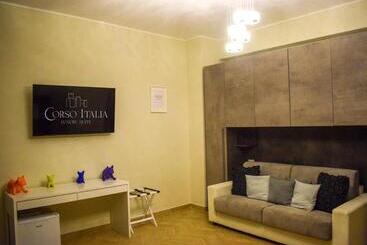 تختخواب و صبحانه Corso Italia Luxury Suite