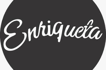 تختخواب و صبحانه Enriqueta Pds