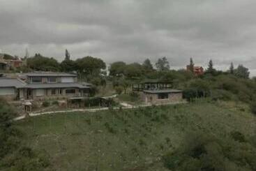 تختخواب و صبحانه Establecimiento La Soleada Suites De Campo