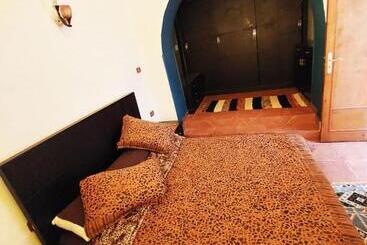تختخواب و صبحانه Villa Cleopatra Luxor West Bank