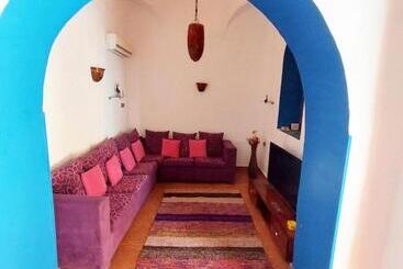 تختخواب و صبحانه Villa Cleopatra Luxor West Bank
