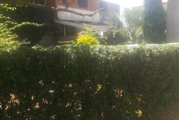 هتل Alwali Guest House