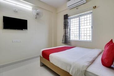 هتل Anjana Residency