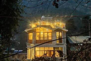 هتل Buddha House 2