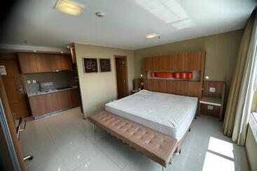 هتل Flat No Jade
