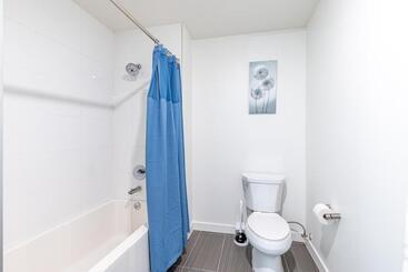هتل Fully Furnished Apartments Near Hollywood Walk Of Fame