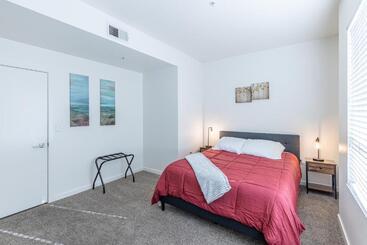هتل Fully Furnished Apartments Near Hollywood Walk Of Fame