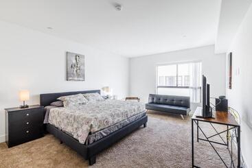 هتل Fully Furnished Apartments Near Hollywood Walk Of Fame