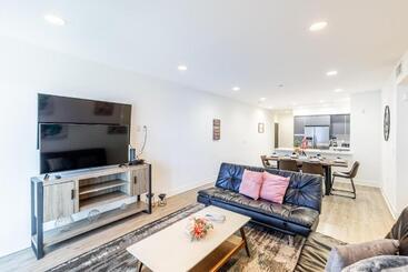 هتل Fully Furnished Apartments Near Hollywood Walk Of Fame