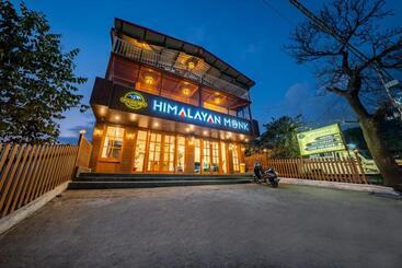 هتل The Himalayan Stays Nainital
