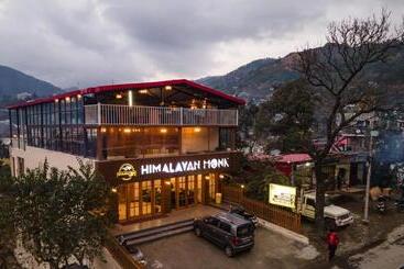 هتل The Himalayan Stays Nainital
