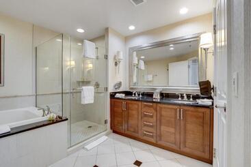 30th Ph Mgm Suite With Breathtaking Views Of The Strip