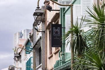 Newly Refurbished   Heritage Collection On Ann Siang