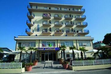 Nuovo Hotel Anthisa