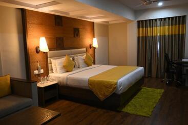Ace Grand By Ms Hotels