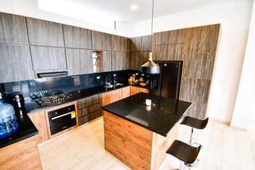تختخواب و صبحانه Fantastica Habitacion Ecohotel !!