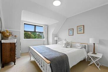تختخواب و صبحانه Haven Homestay Rotorua