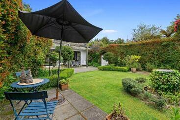 تختخواب و صبحانه Haven Homestay Rotorua