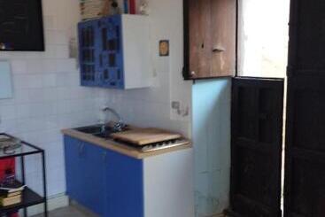 تختخواب و صبحانه Residenza D Artista