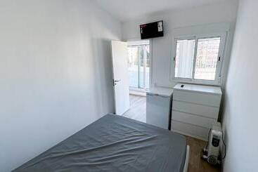 تختخواب و صبحانه Vhostel