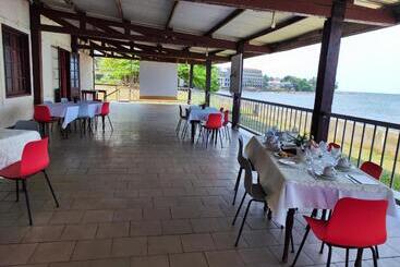 هتل De L Ocean Kribi