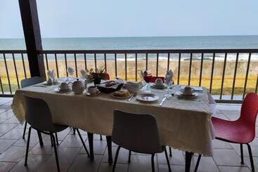 هتل De L Ocean Kribi