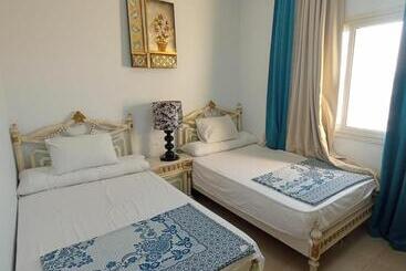 هتل Apartment At Karma Aqua Beach Resort