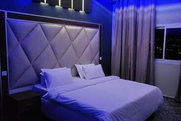 هتل Le Conrad Grand Luxury