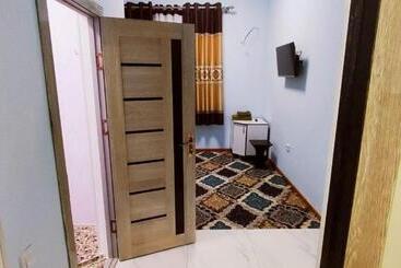 هتل Nau