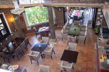 בית מלון כפרי Solache Inn
