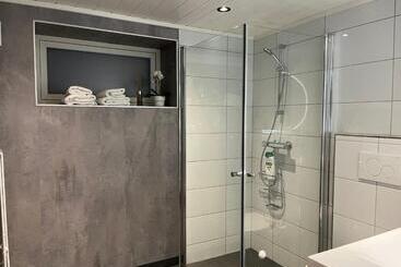 Пансион Cozy Basement Apartment In Orkanger