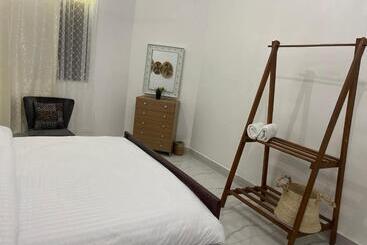 پانسیون Nashu House Stone Town