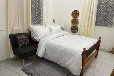 پانسیون Nashu House Stone Town