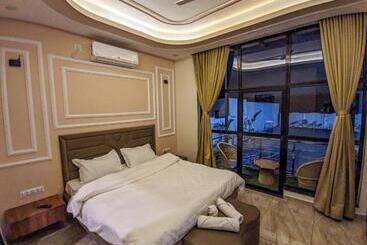 The Royal Rivera Resort