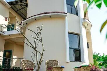 The Royal Rivera Resort