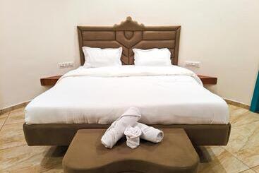 The Royal Rivera Resort
