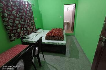 Abhishek Hotel , Sonprayag