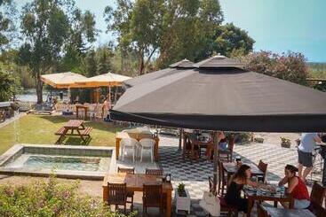 Akyaka Nehir Butik Otel