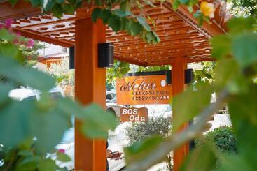 Akyaka Nehir Butik Otel