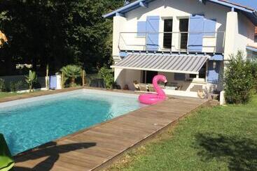 تختخواب و صبحانه Chambre Chez L’habitant