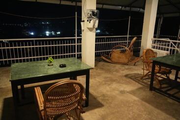 Bed and Breakfast Ocean View Residency