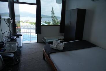 Bed and Breakfast Ocean View Residency