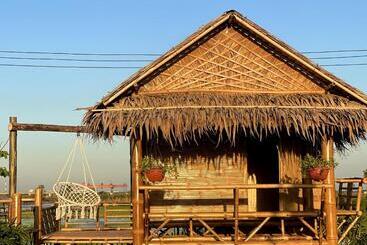 هتل บ้านไทยไออุ่น @ทุ่งขนอนหลวง