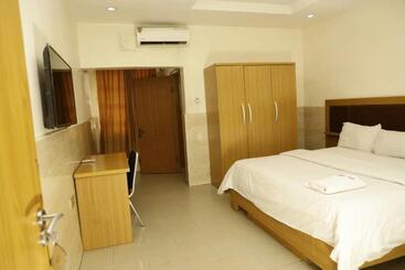 هتل Calbert Lodge