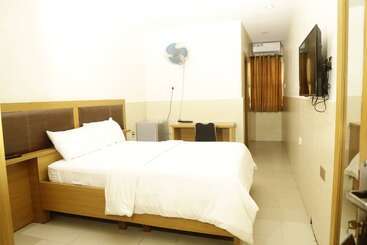 هتل Calbert Lodge