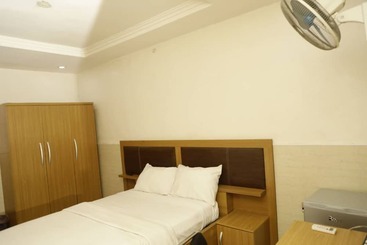 هتل Calbert Lodge