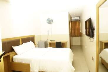 هتل Calbert Lodge