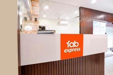هتل Fabexpress Good Luck Residency   Nr Nesco Exhibition Center