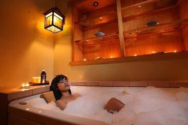 هتل Forest View Room 554,privately Owned At The Forest Lodge